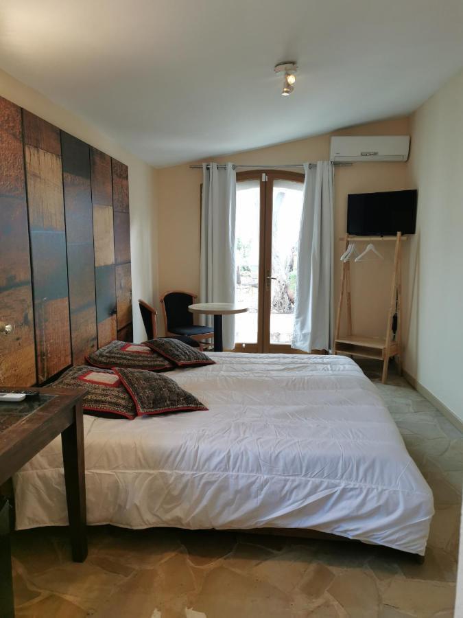 site machambreencamargue Vauvert Exterior foto